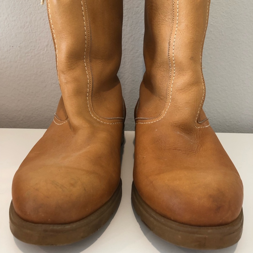 Levi’s Tan Suede Boots Size 8.5